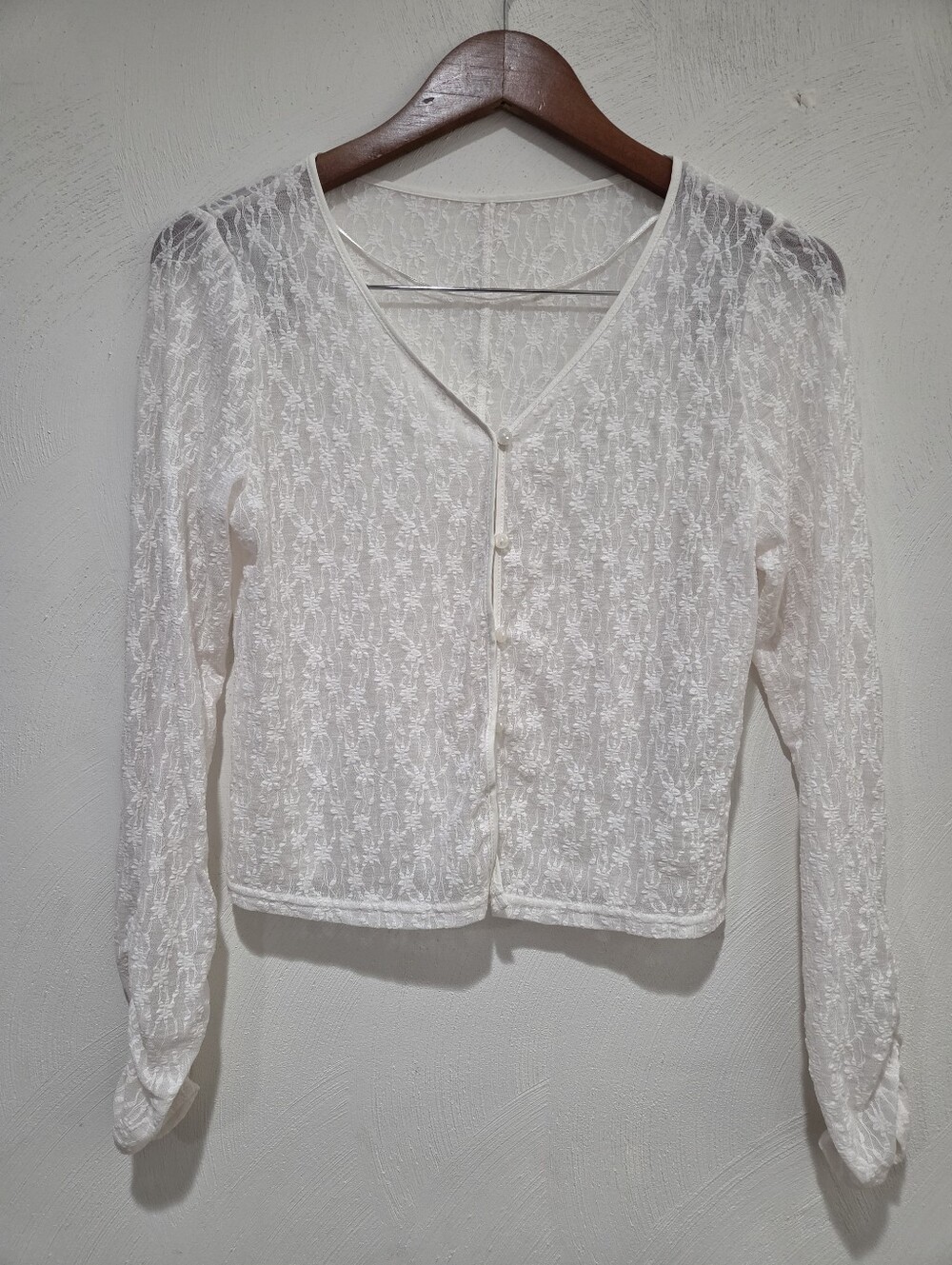 GU Off White Button Floral Lace Cardigan Size Medium